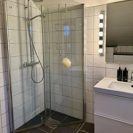 Moderne Med Badstu Og Privat Parkering Med El Lader Alta